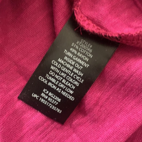 Social Standard Ladies Scoop Tee - Picture 9 of 9